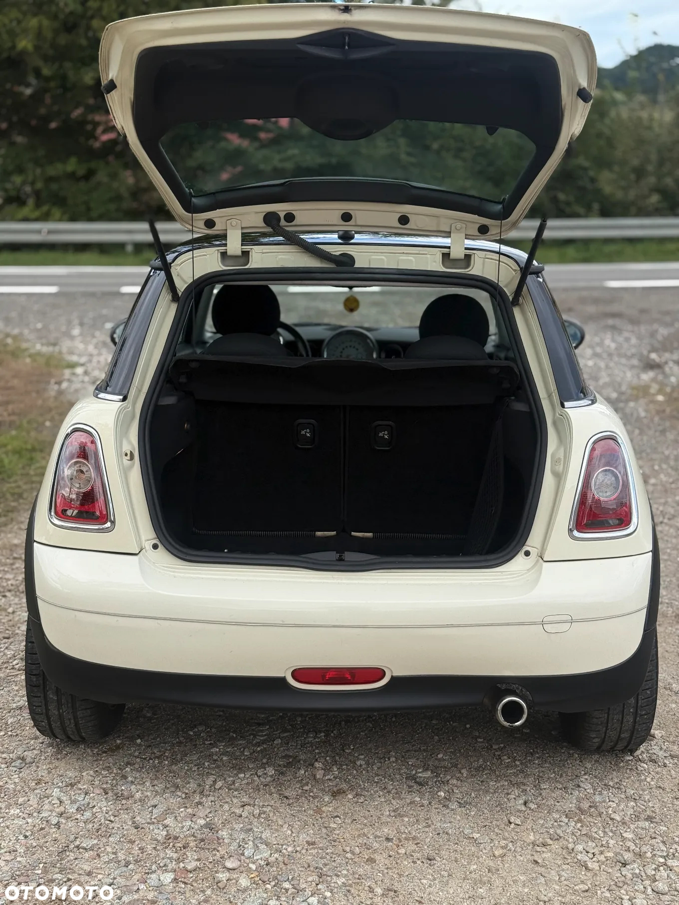 MINI Cooper D - 20