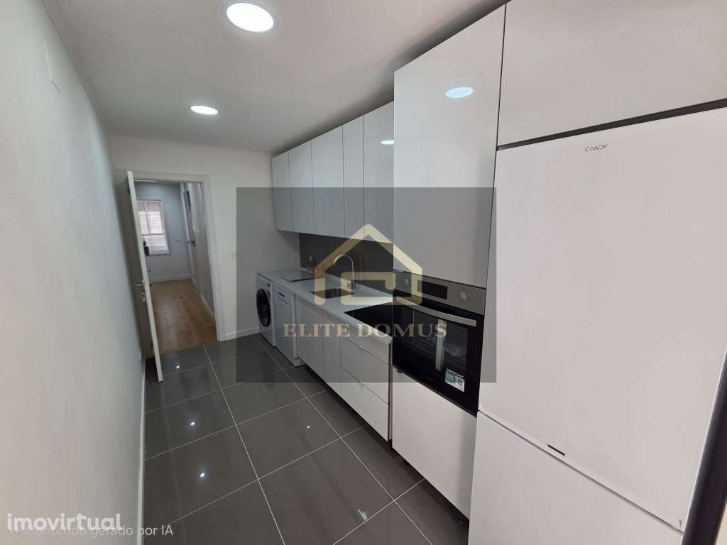 T2+1 remodelado Amadora. - Grande imagem: 2/18