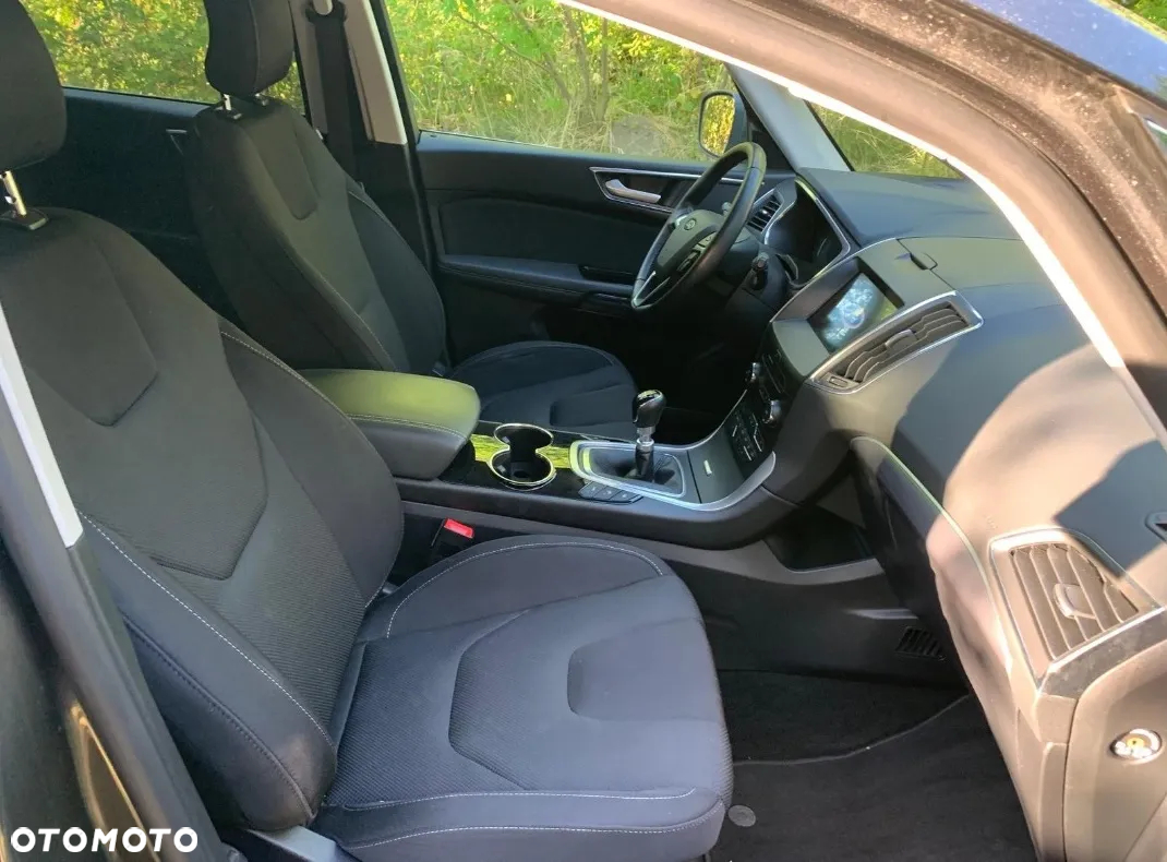 Ford S-Max - 16