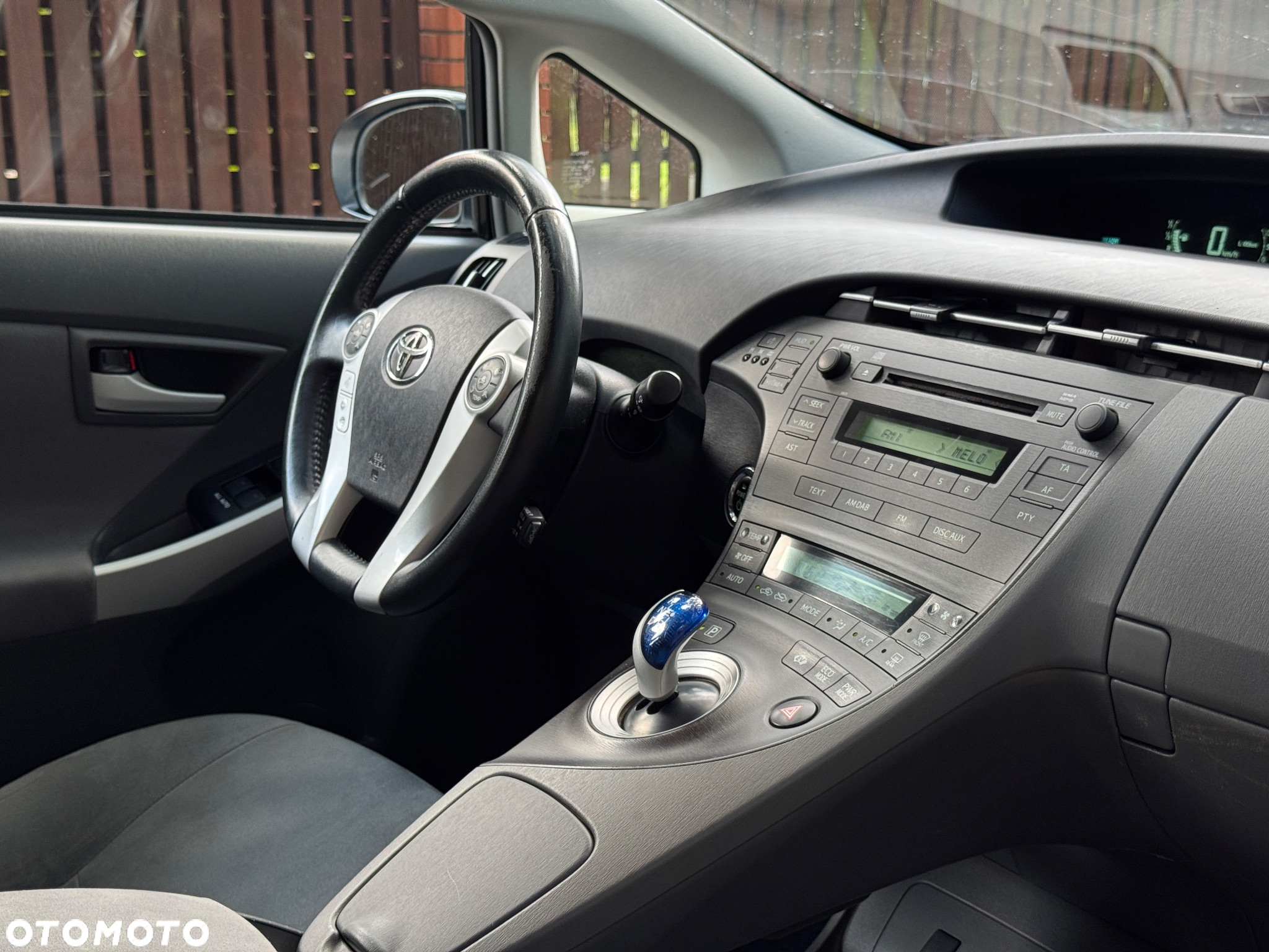 Toyota Prius - 32