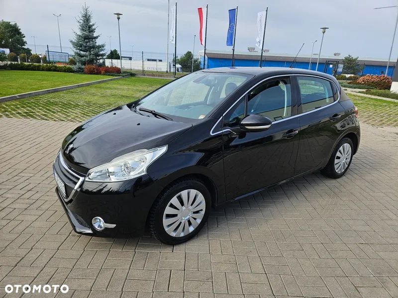 Peugeot 208 1.6 VTi Allure - 17