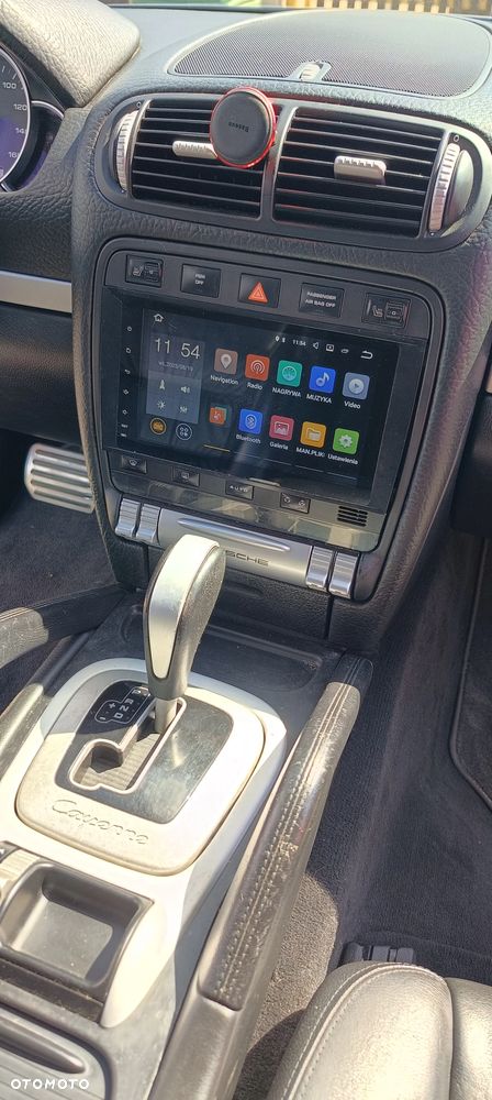 Porsche Cayenne - 26