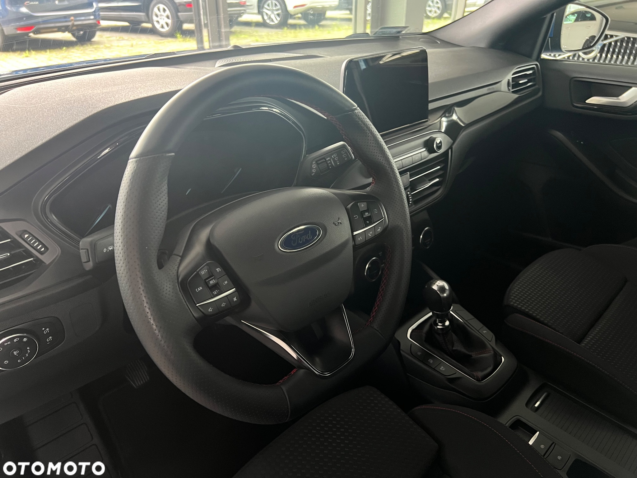 Ford Focus 1.0 EcoBoost ST-Line X - 19