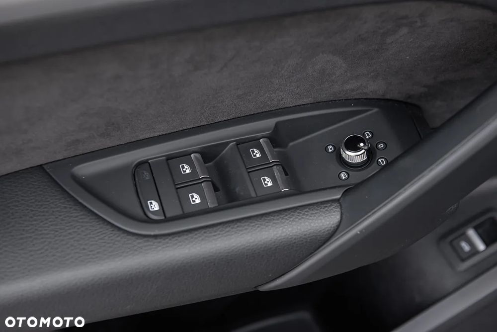 Audi Q5 Sportback 40 TDI quattro S tronic S line - 16