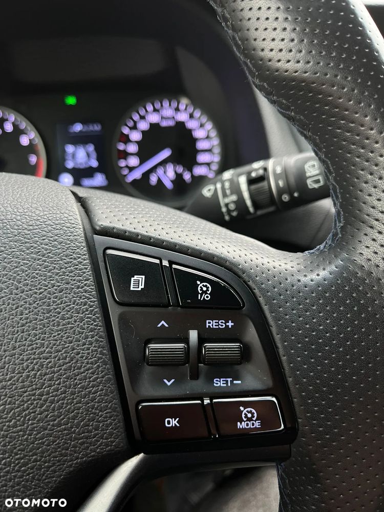 Hyundai Tucson 1.6 GDI BlueDrive Style 2WD - 17