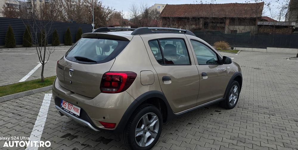 Dacia Sandero Stepway TCe 90 (S&S) Celebration - 3