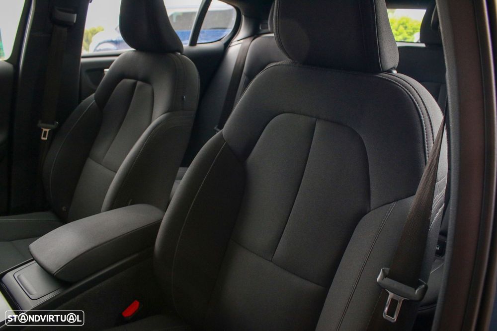 Volvo C40 Recharge Extended Range Core - 32