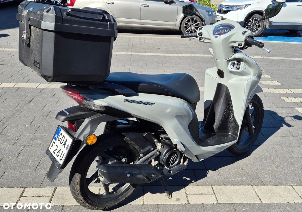 Honda Vision - 4