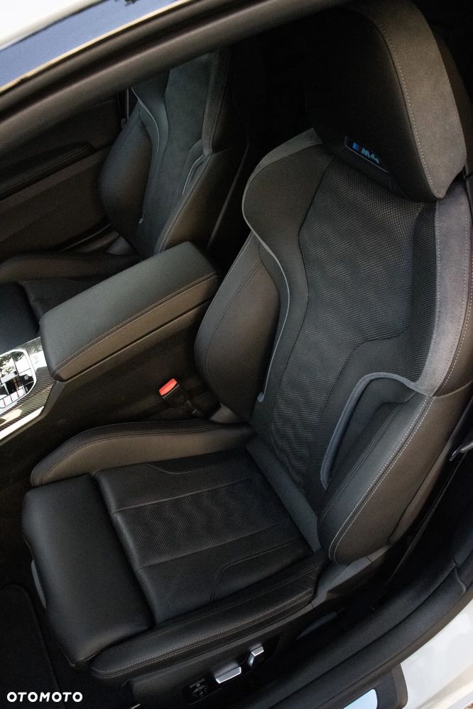 BMW M4 Competition M xDrive sport - 18