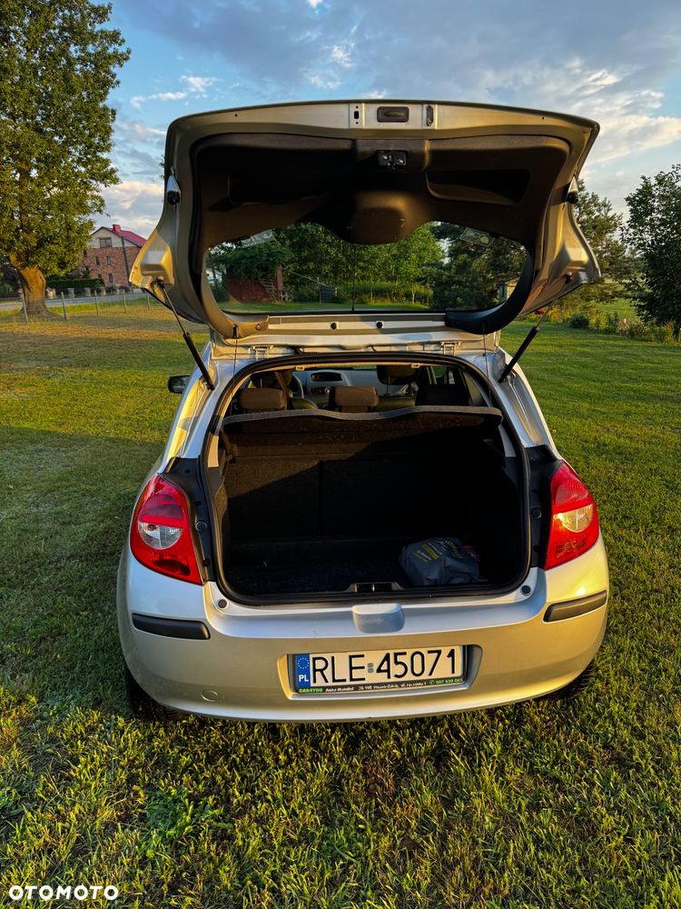 Renault Clio 1.2 16V Dynamique - 5