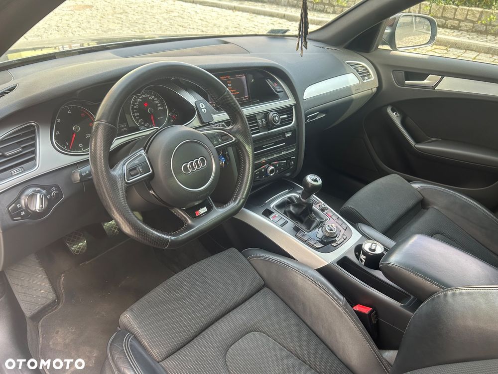 Audi A4 - 14