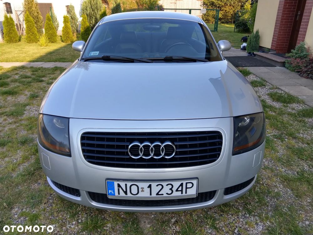 Audi TT Coupé 1.8T - 8