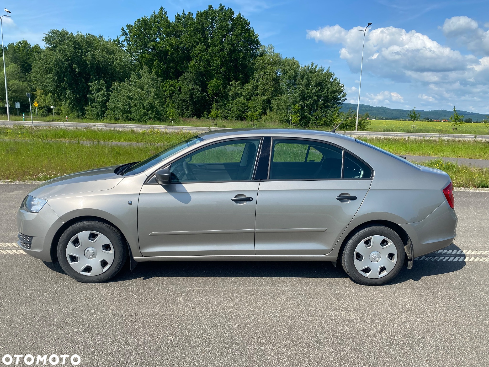 Skoda RAPID 1.2 TSI Active - 7