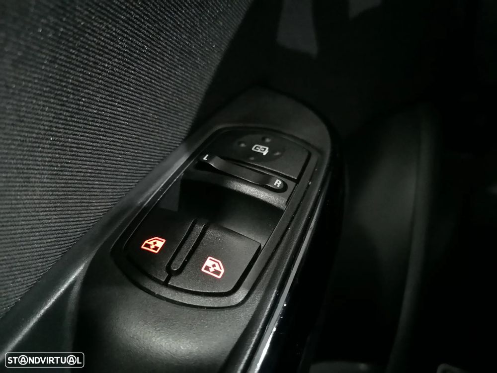 Opel Corsa Van - 24