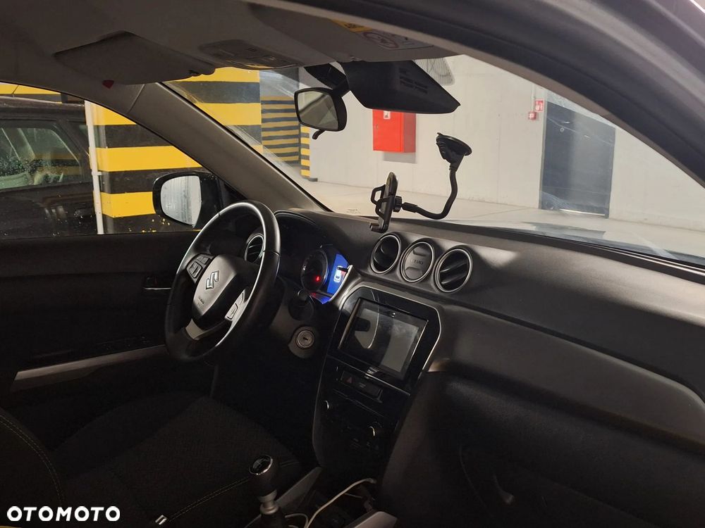 Suzuki Vitara 1.4 Boosterjet SHVS Elegance 2WD - 3