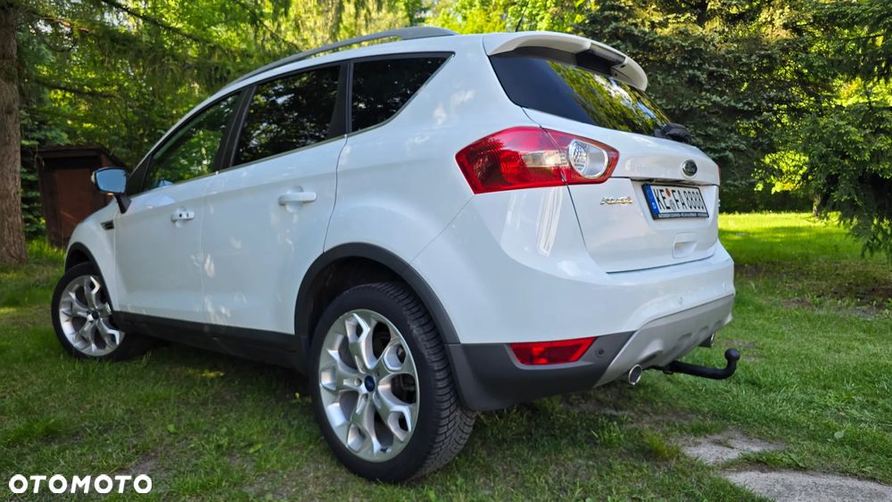 Ford Kuga 2.0 TDCi 4x4 Titanium - 8