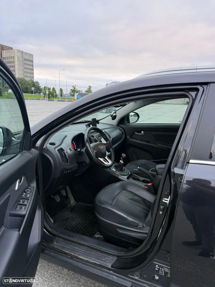 Kia Sportage 2.0 CRDI TX - 4