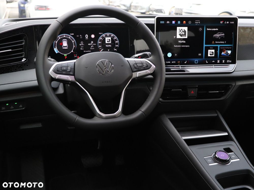 Volkswagen Tiguan - 16