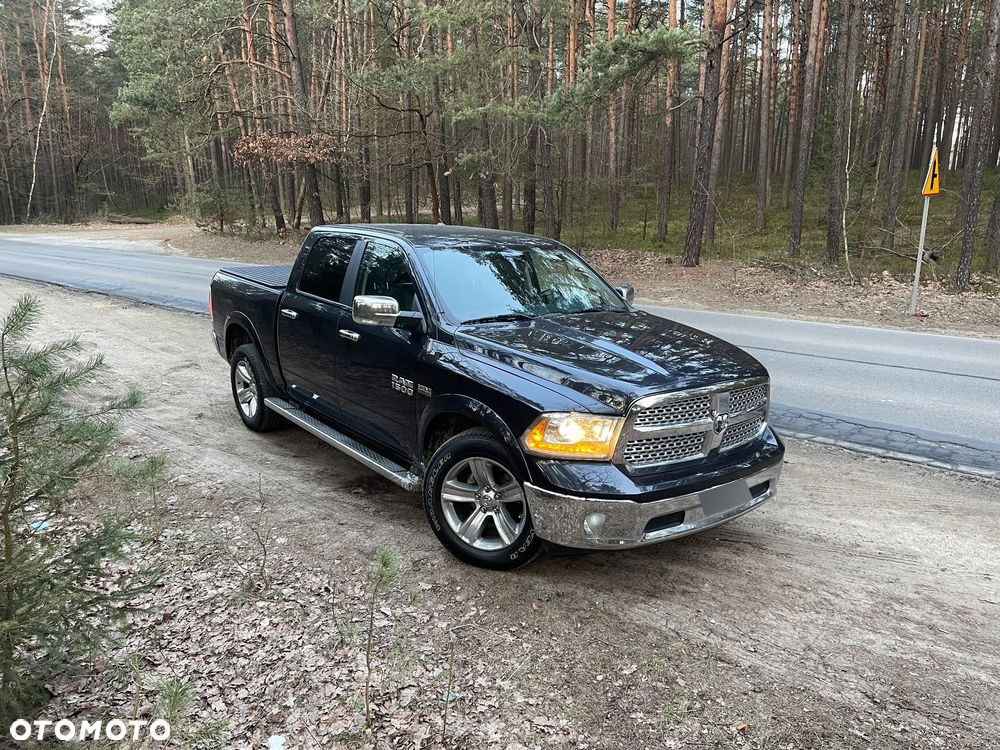 RAM 1500 Crew Cab Laramie - 2