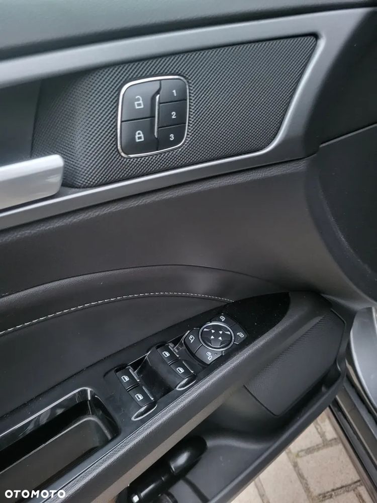 Ford Mondeo 2.0 TDCi Titanium PowerShift - 14