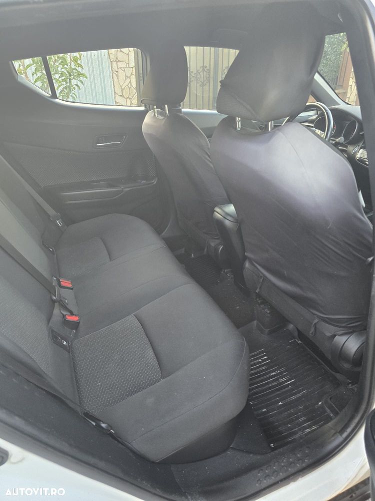 Toyota C-HR - 9