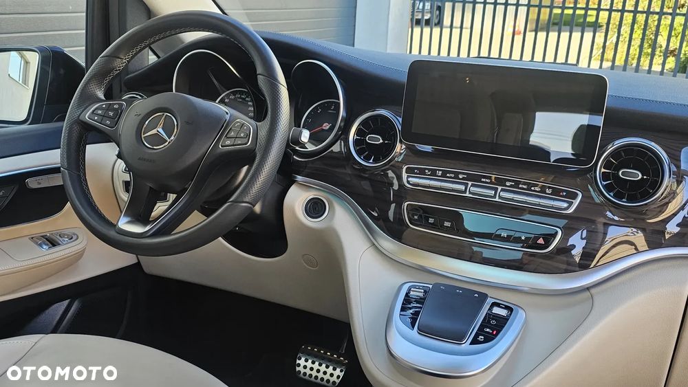 Mercedes-Benz Klasa V 250 d 4-Matic Avantgarde 9G-Tronic (d³ugi) - 2