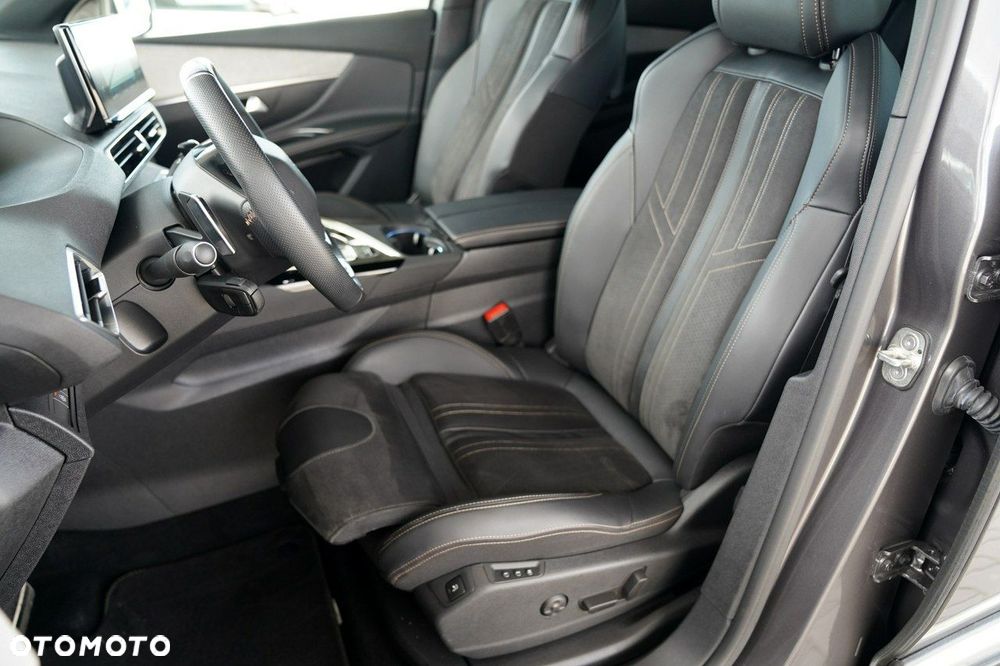 Peugeot 5008 - 22