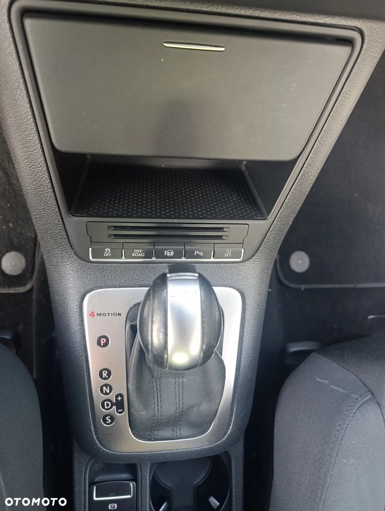 Volkswagen Tiguan - 16