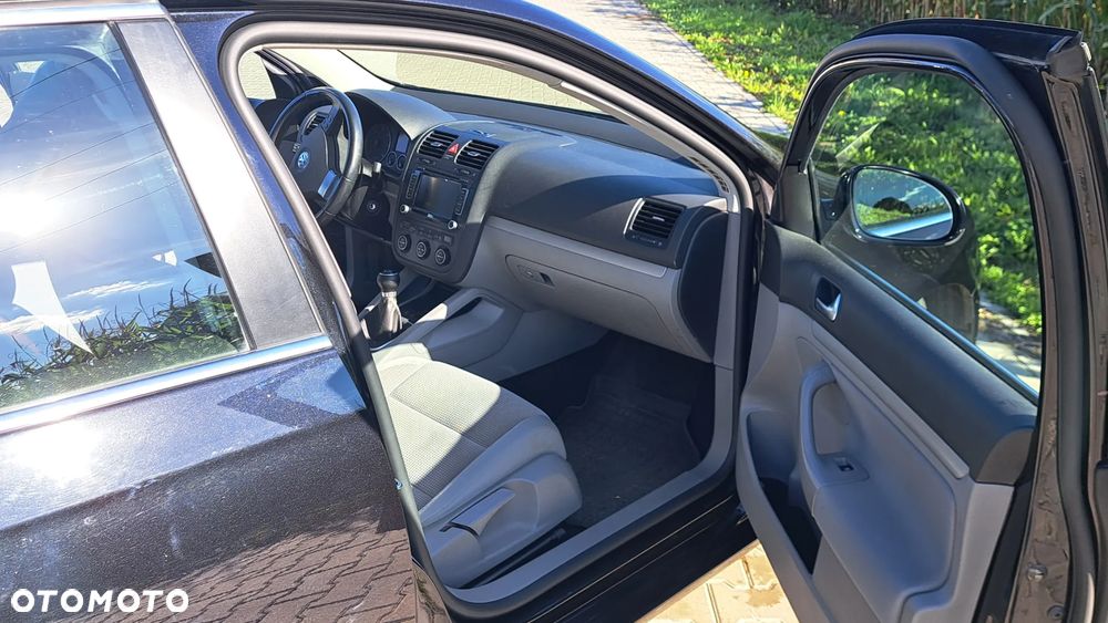 Volkswagen Golf 1.9 TDI Comfortline - 4