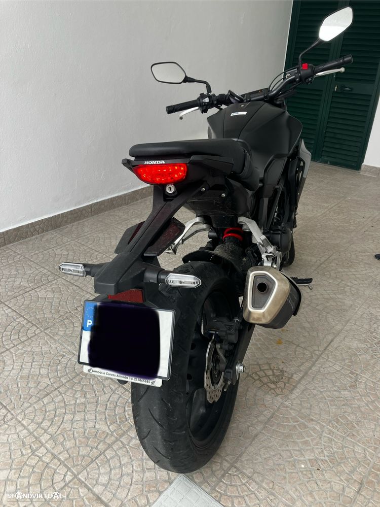 Honda CB Neo Sports Café - 8