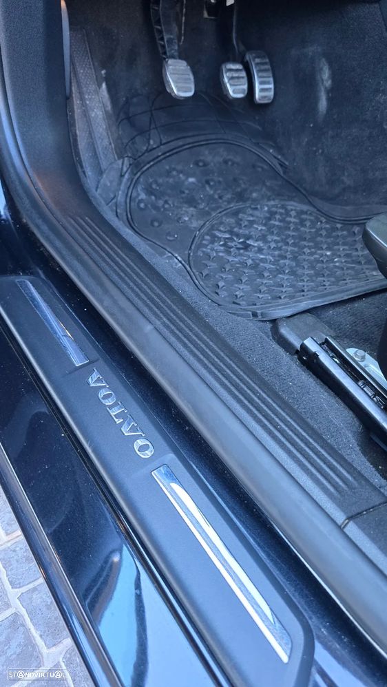 Volvo V40 D2 Momentum - 20