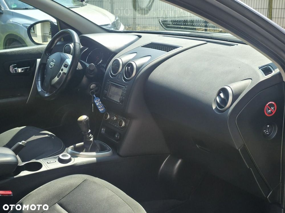 Nissan Qashqai - 10
