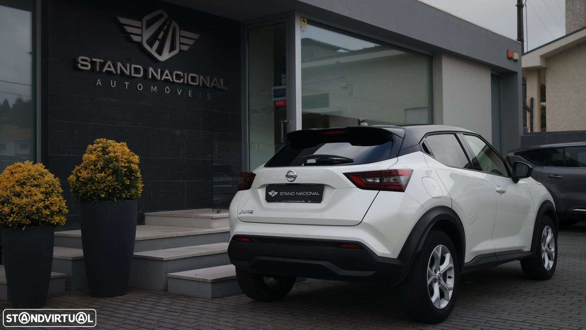 Nissan Juke 1.0 DIG-T N-Connecta DCT - 4