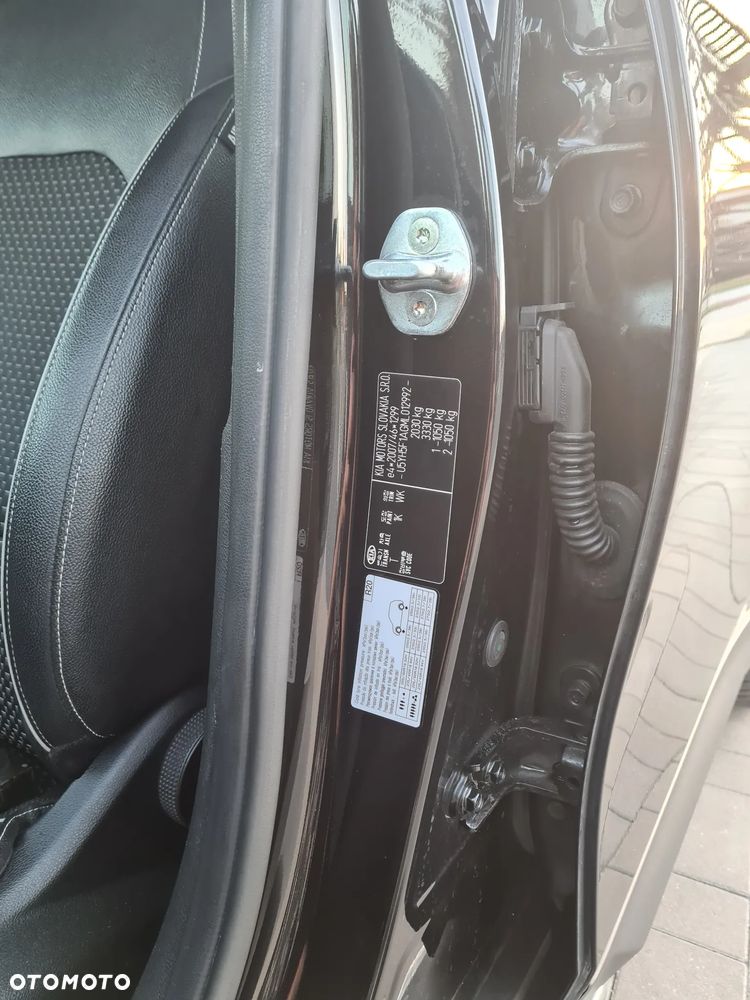 Kia XCeed - 38