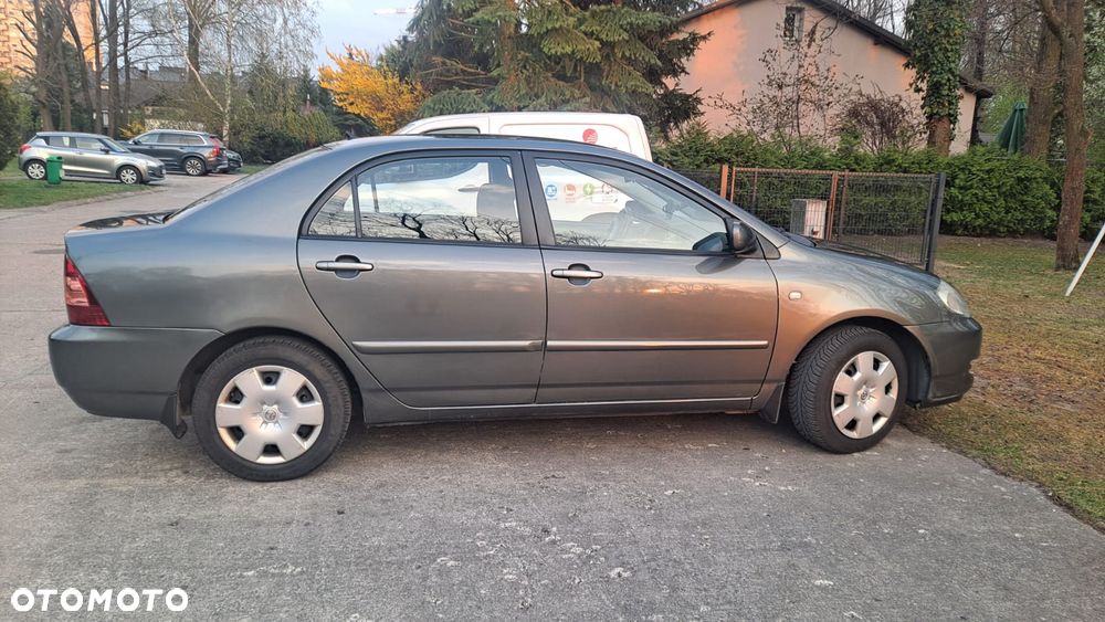 Toyota Corolla 1.4 VVT-i Terra - 4