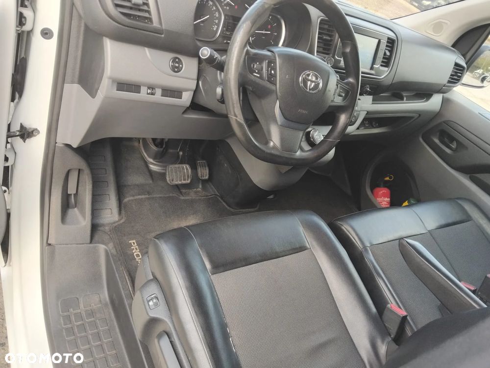 Toyota Proace - 13