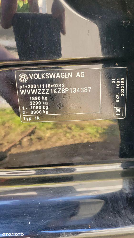 Volkswagen Golf - 10