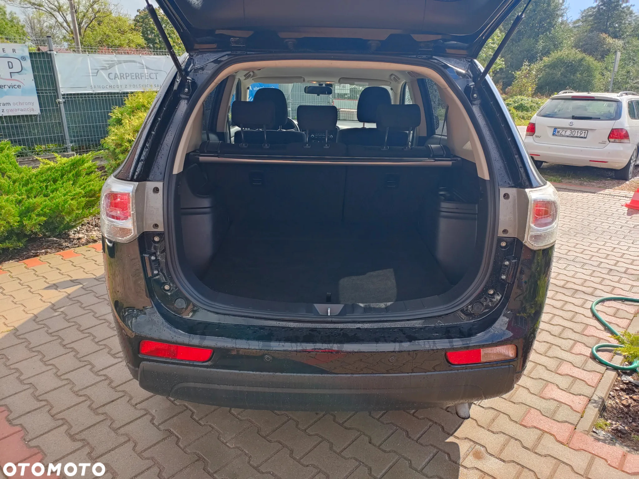 Mitsubishi Outlander 2.0 Intense - 12