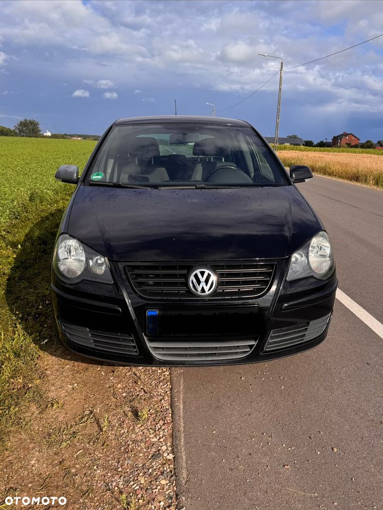 Volkswagen Polo - 2