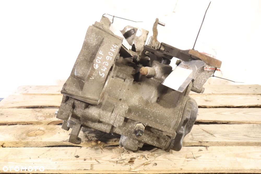 SKRZYNIA BIEGÓW 5 BIEGOWA VOLKSWAGEN GOLF V 1.4 FXQ - 3