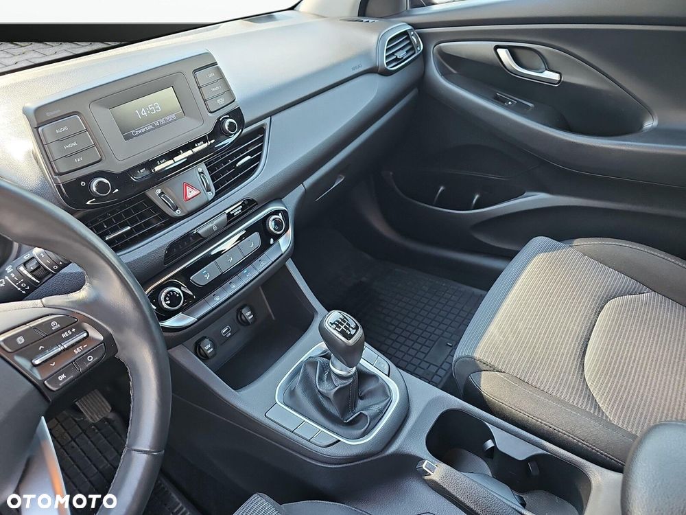 Hyundai i30 - 19