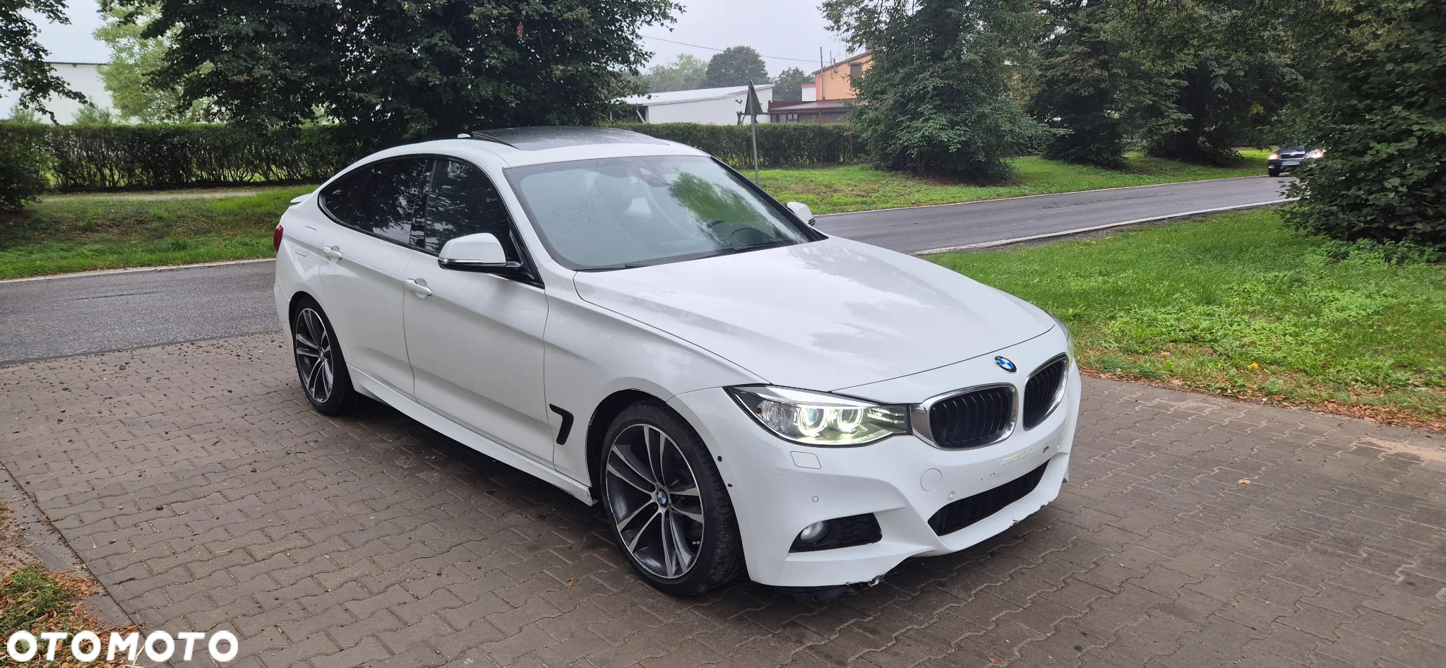 BMW 3GT 330d M Sport - 3