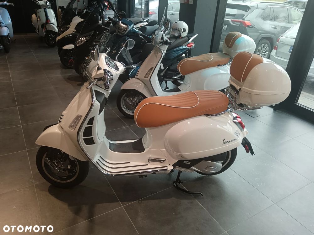 Vespa GTS - 7