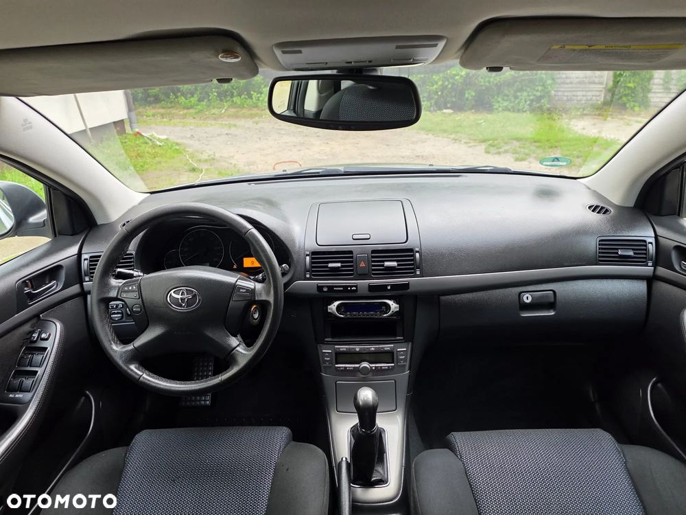 Toyota Avensis 1.8 VVT-i Edition - 6