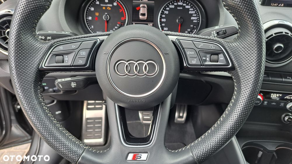 Audi A3 Limousine 40 TFSI quattro S tronic design - 13
