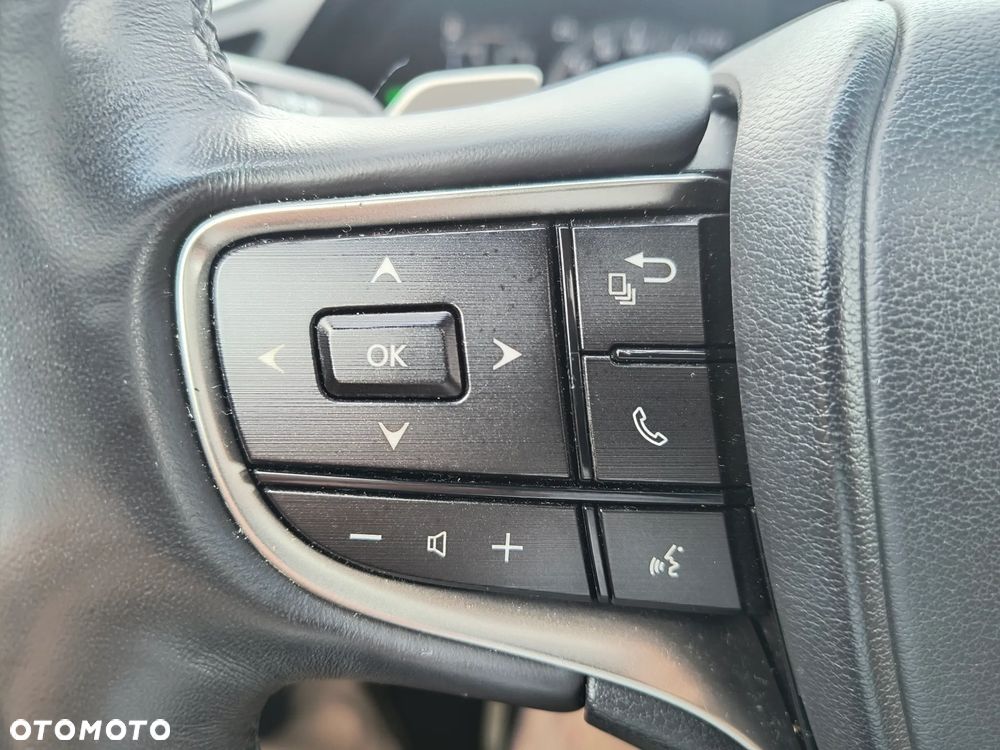 Lexus ES 300h Business Edition + - 26