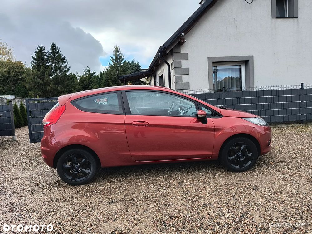 Ford Fiesta 1.25 Ambiente EU5 - 14