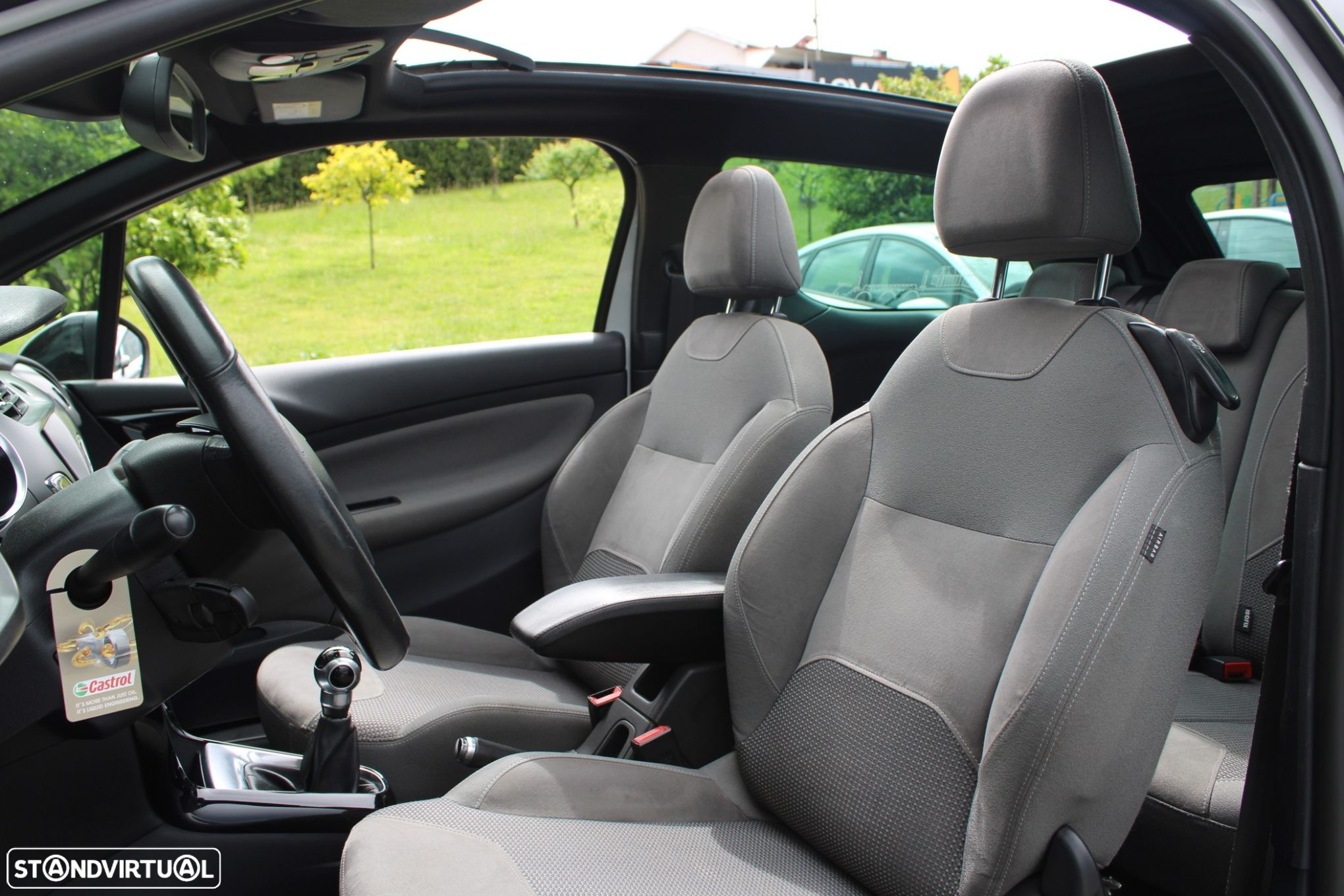 Citroën DS3 1.6 e-HDi So Chic - 5