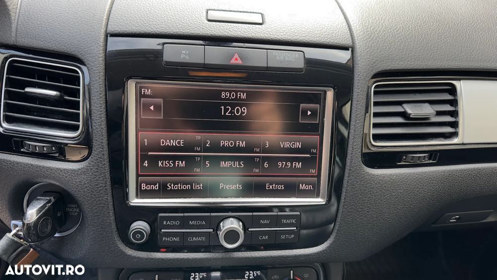 Volkswagen Touareg 3.0 V6 TDI BMT - 24