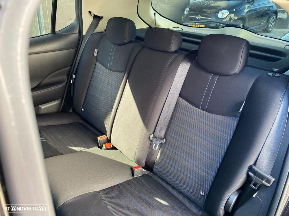 Nissan Leaf N-Connecta - 8
